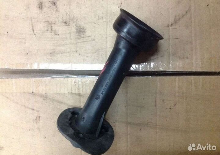 Маслозаливная горловина