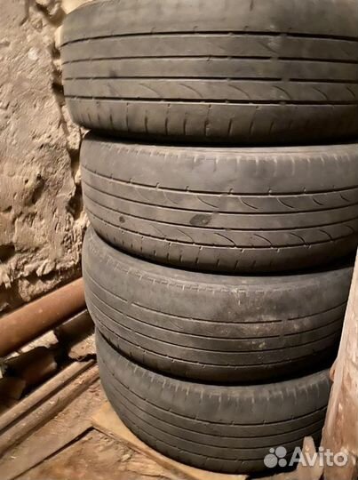 Bridgestone Blizzak LM-18 215/60 R17