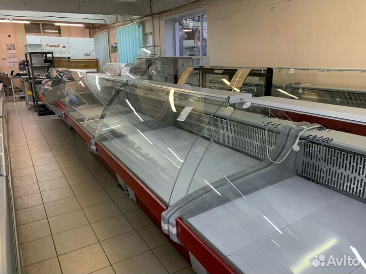 Новые холодильные витрины Иней все в наличии