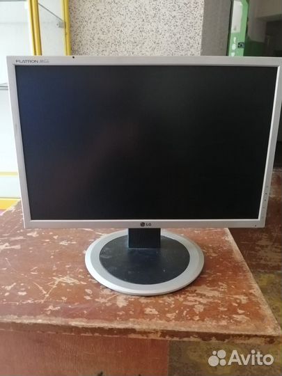 Монитор LG