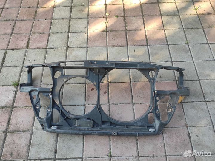 Передняя панель /телевизор 8D0805594