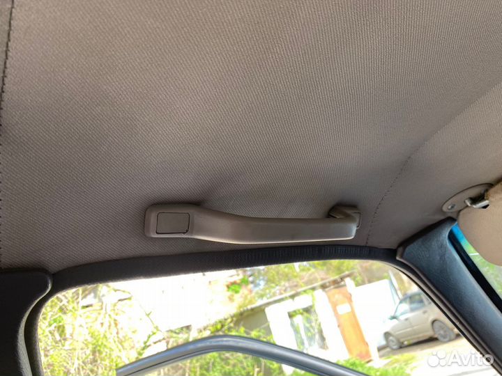 Ручки потолка Toyota Carina 170