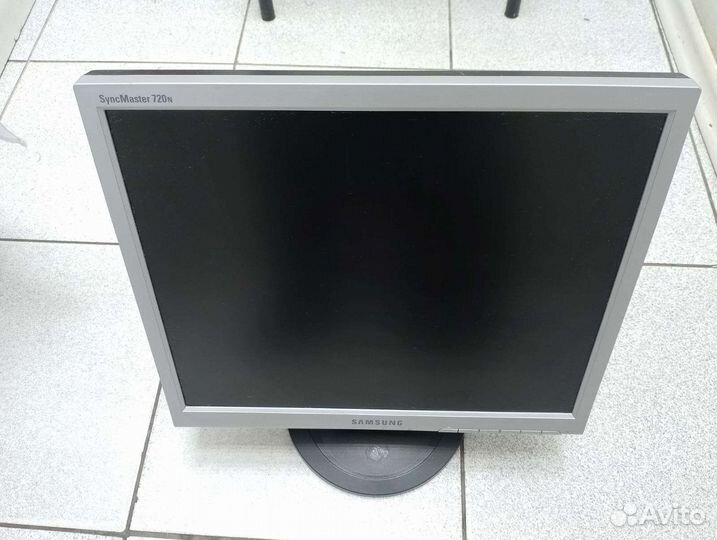 Монитор Samsung