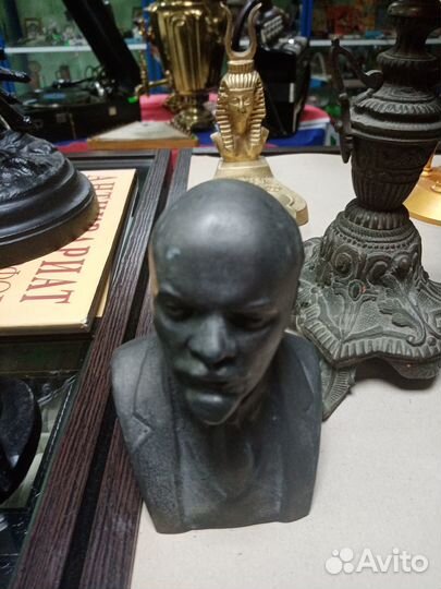 Статуэтки, пепельницы, подсвечники