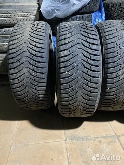 Marshal WinterCraft Ice WI31 215/50 R17