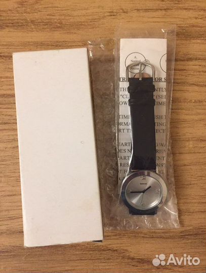 Часы наручные Nokia