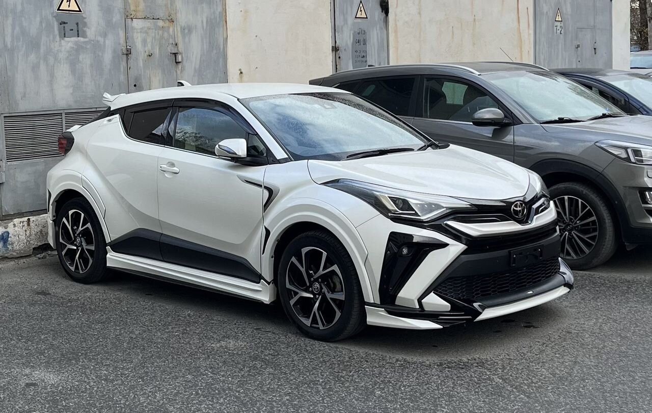 Toyota C-HR: фото из отзыва
