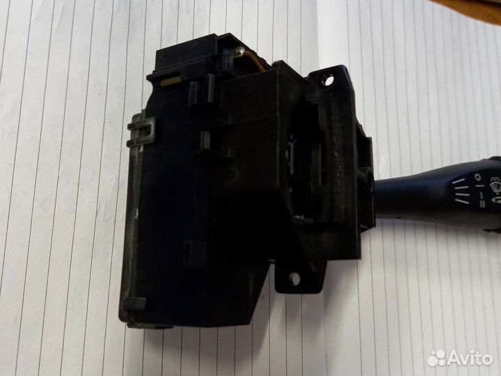 Переключатель стеклоочистителей Mitsubishi Pajero