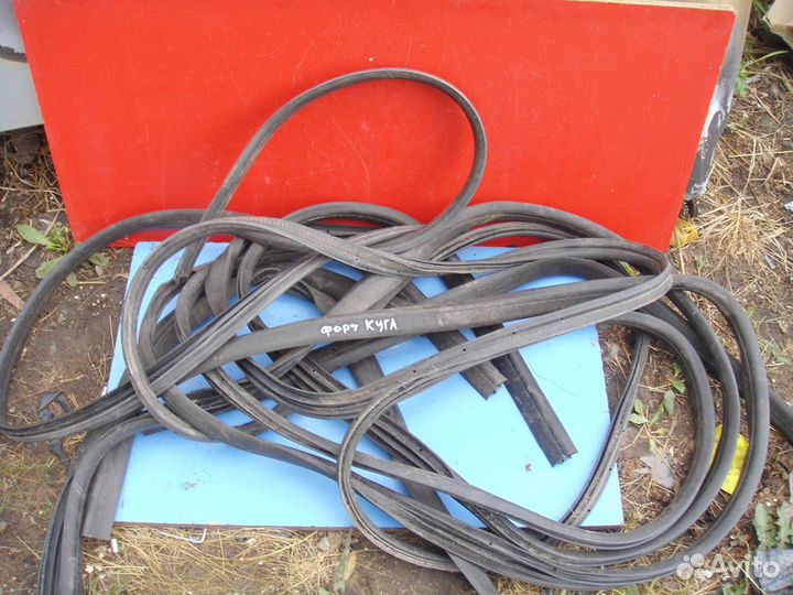 Форд Куга кнопка уплотнитель докатка насос