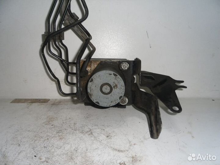 Блок ABS (насос) Nissan Teana (J32) 2008-2013