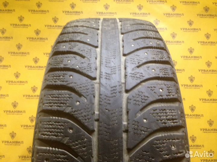 Bridgestone Ice Cruiser 7000 215/60 R17 96H