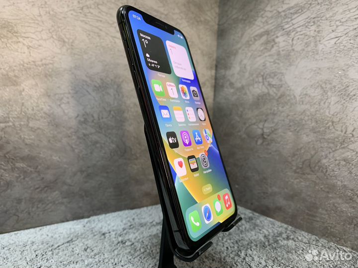 iPhone X, 256 ГБ