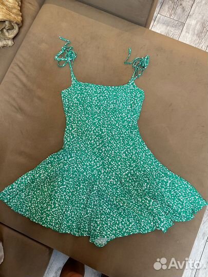 Платья женские 42-44