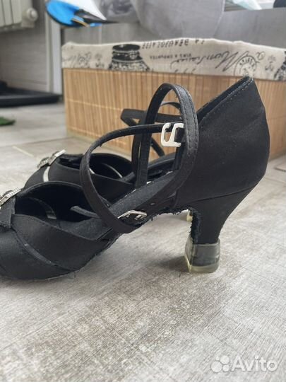 Туфли для бальных танцев