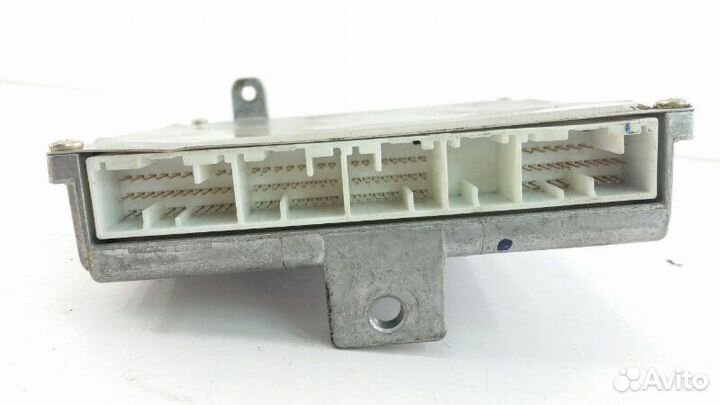 Блок управления двигателем Honda Stream RN1 D17A