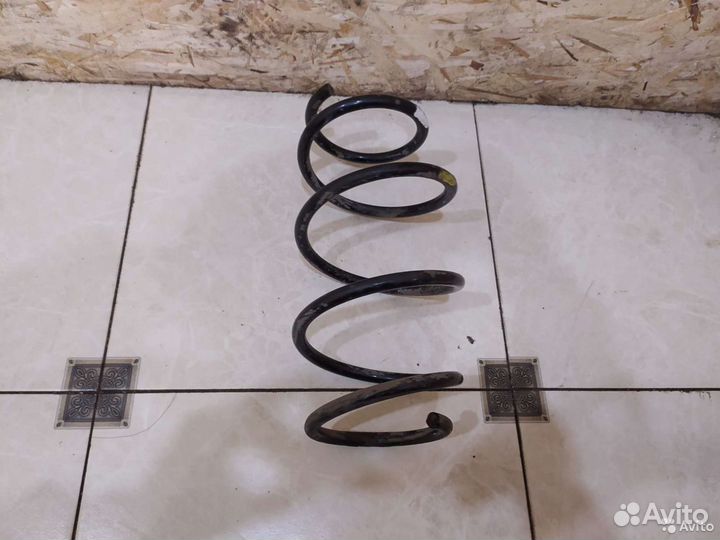 Пружина передняя Toyota Corolla e150
