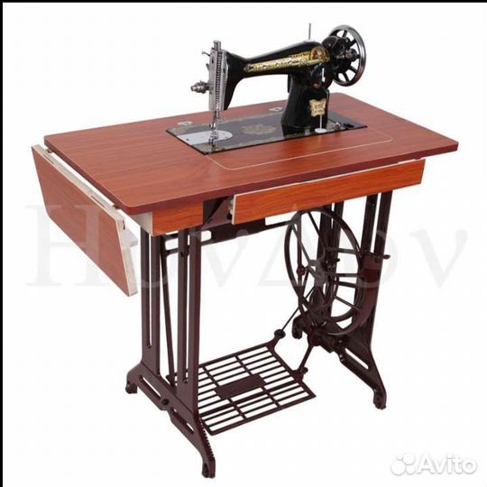 Швейная машина Бабочка ножная. 1956. Китай