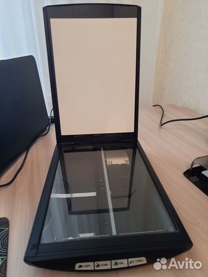 Сканер Canon CanoScan Lide 100