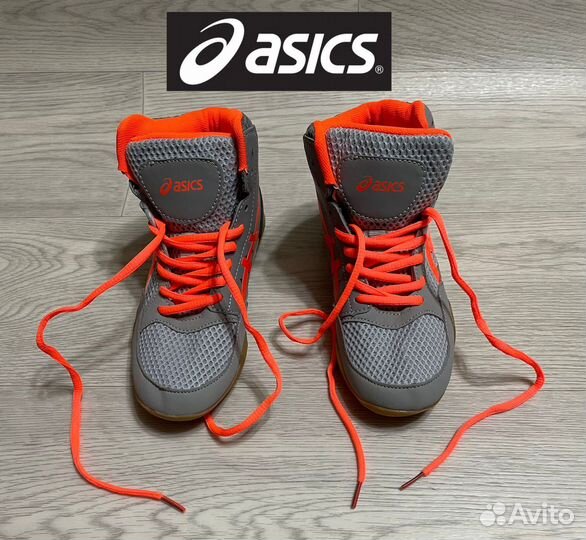 Борцовки asics новые размер 32