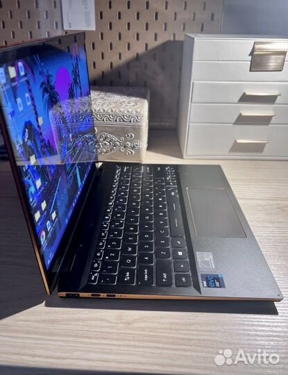 Ноутбук MSI Summit