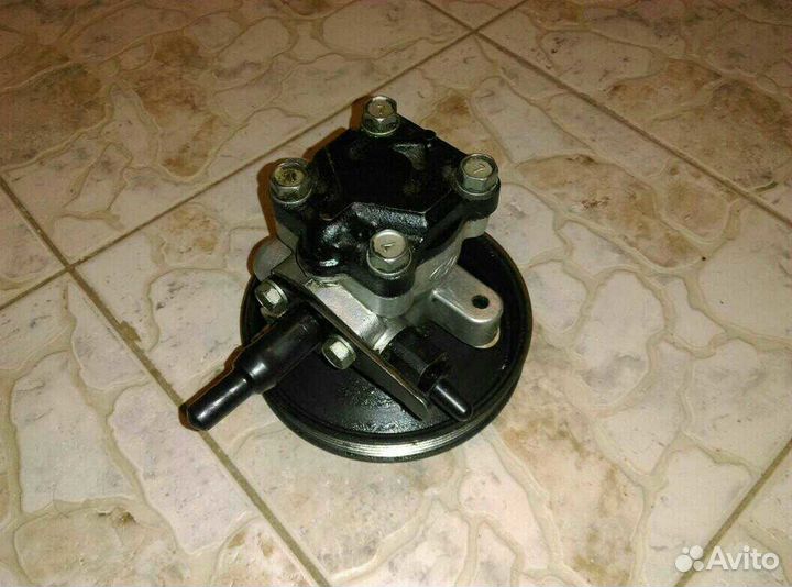 Гидроуселитель руля