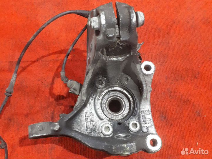 Левый поворотный кулак фольксваген пассат б6