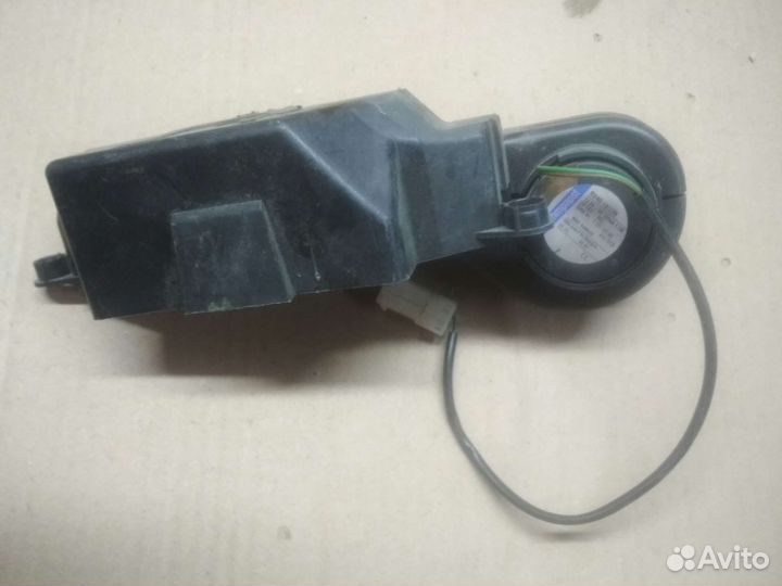 Вентилятор охлаждения отсека эбу BMW E60