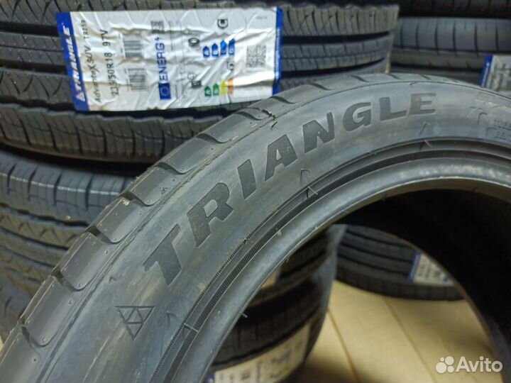 Triangle EffeXSport TH202 215/55 R18 99W