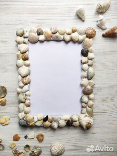 Рамка ручной работы с морскими ракушками