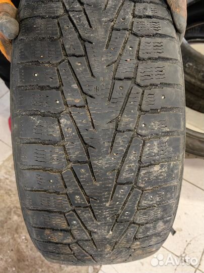 Nokian Tyres Hakkapeliitta 7 SUV 265/45 R21