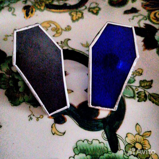 Кольца из витражного стекла coffin