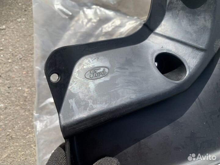 Брызговик задний левый Focus 3 (седан)