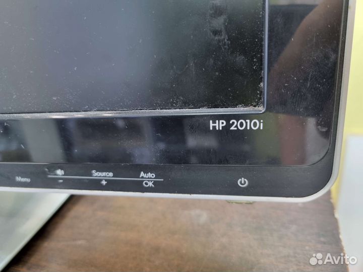 Монитор hp 20