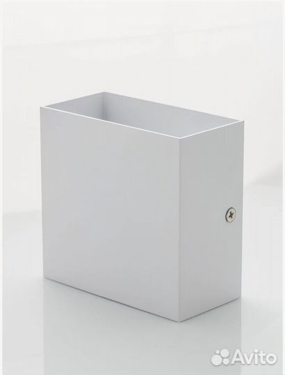 Светильник настенный