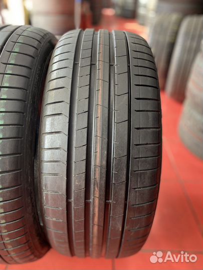 Pirelli P Zero PZ4 225/40 R19 93Y