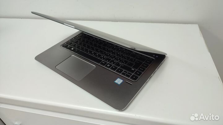 Ноутбук HP folio 1040 G3 I5 6300/8/256/ 2K Touch