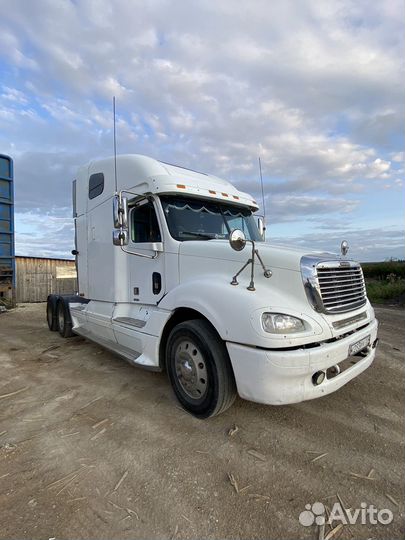Freightliner Columbia, 2002