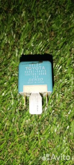 Реле блока предохранителей Toyota Corolla E150