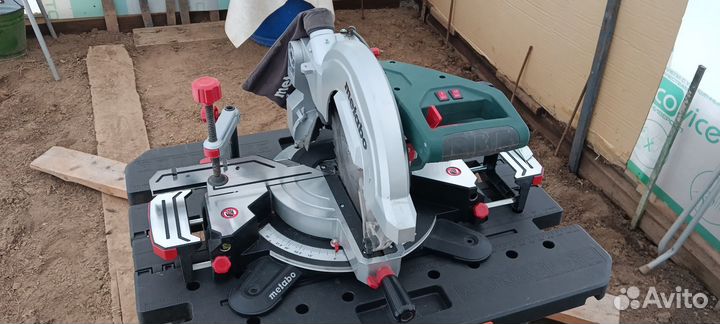 Торцовочная пила Metabo KS 305 M оригинал, б/у