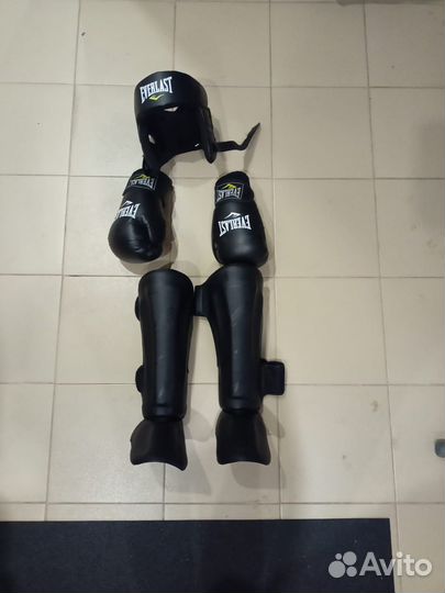 Экипировка для кикбоксинга