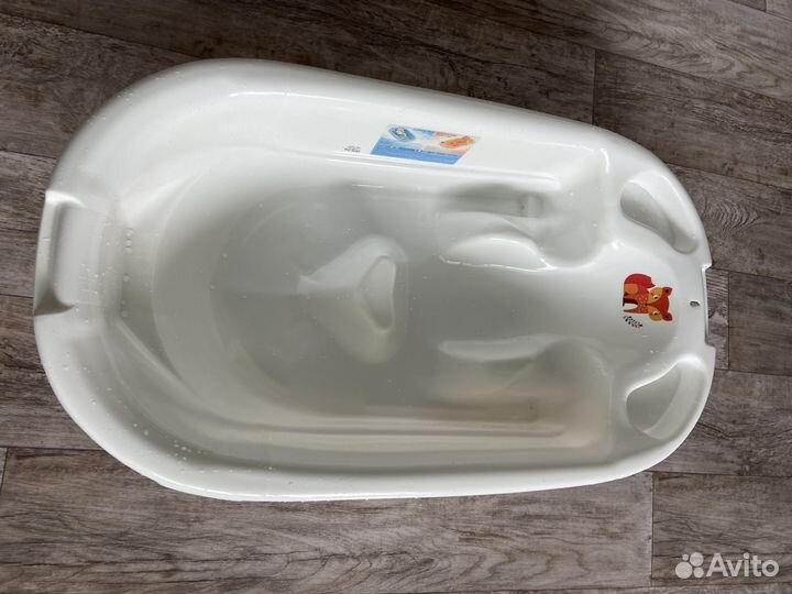 Ванночка для купания с горкой