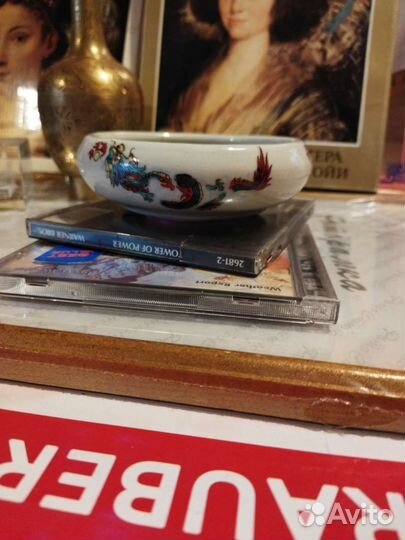 Бронь. Пепельница фарфоровая, 13см, высота 4см