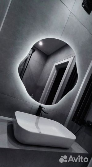 Зеркало неправильной формы на заказ