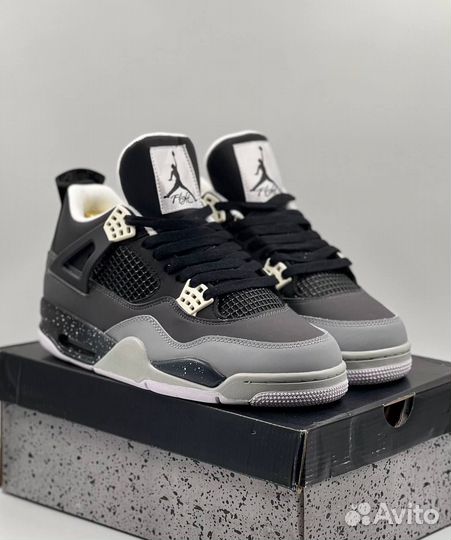 Кроссовки зимние Nike air jordan 4 retro(с мехом)