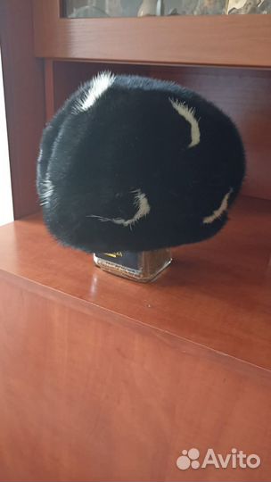 Берет женский норковый