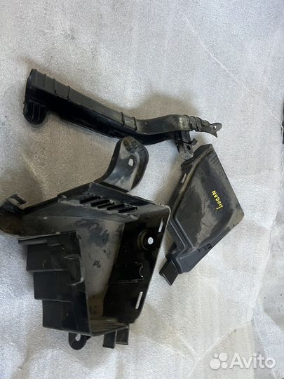 Корпус блока предохранителей Renault Logan 1