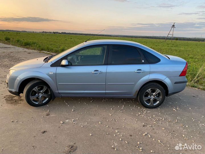 Ford Focus 2.0 МТ, 2005, 320 000 км