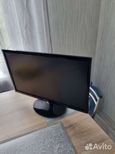 Монитор Samsung 24D332H