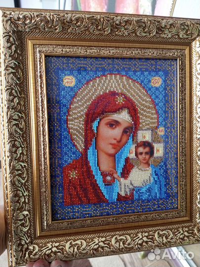 Икона Богородица Казанская, вышита чешским бисером