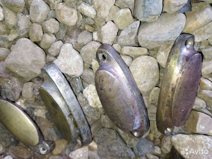 Комодная ручка на комод старая 4 шт